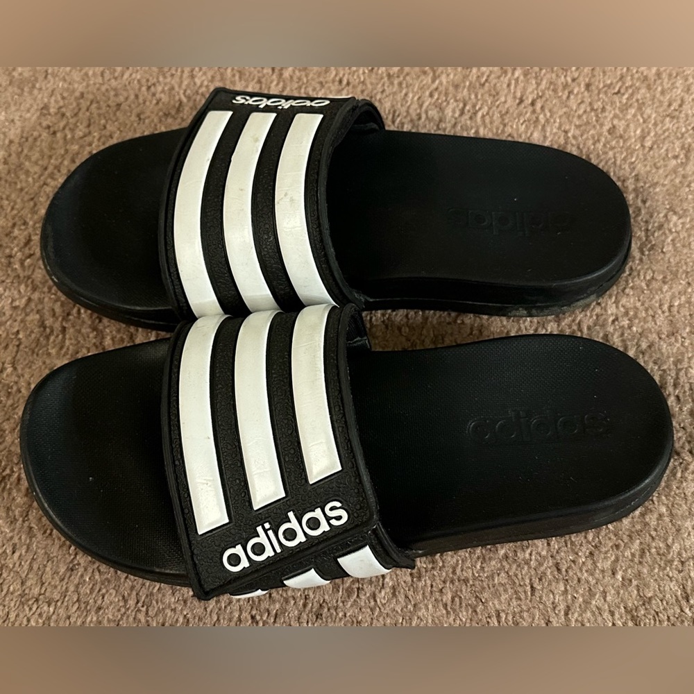 Adidas Adilette Unisex Comfort Adjustable Slides Sandal Shoes Youth Size 3